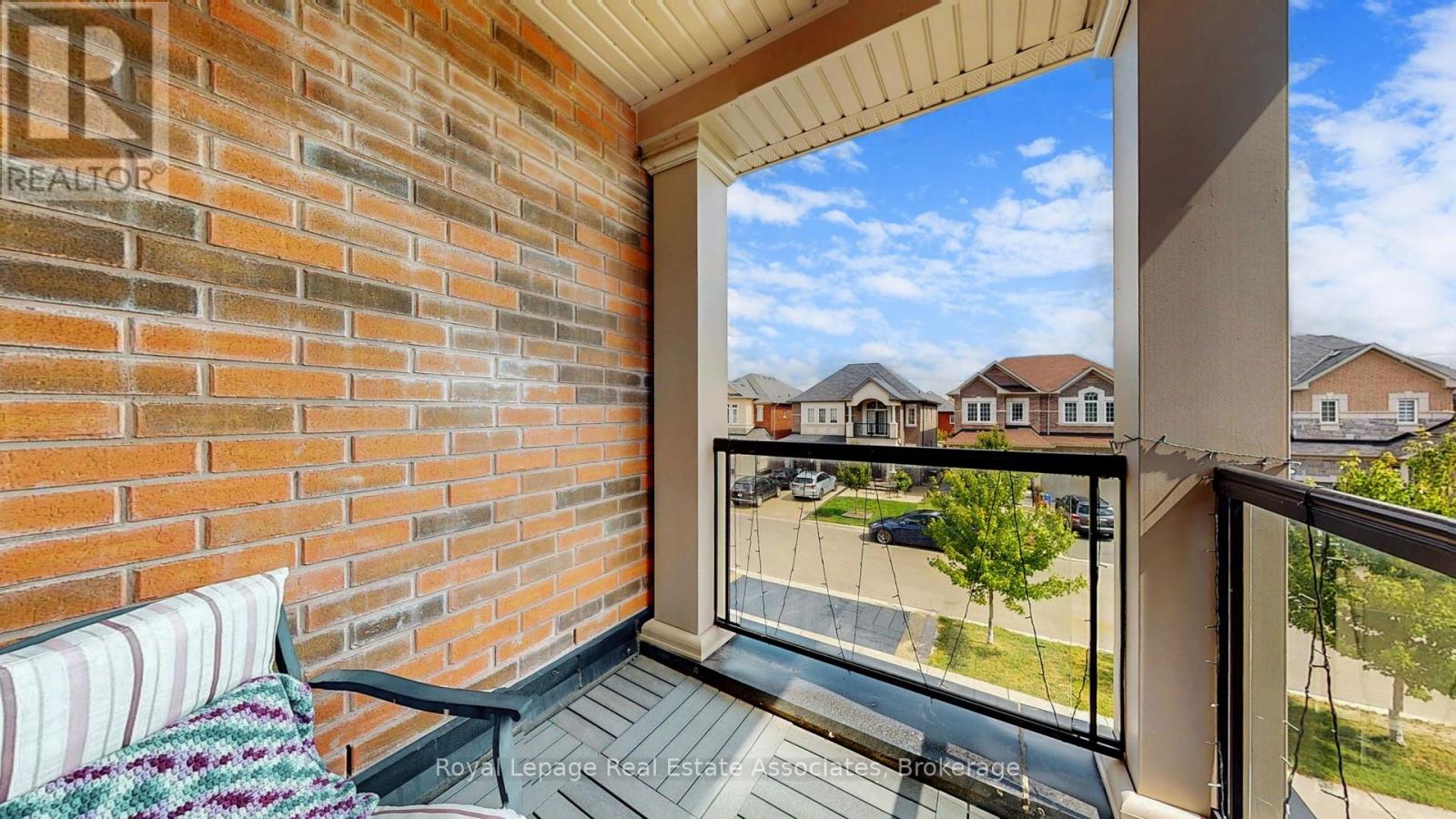 212 Niagara Trail, Halton Hills (Georgetown), Ontario  L7G 0H9 - Photo 36 - W12807296