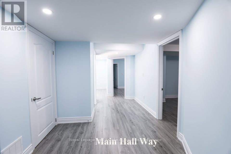 212 Niagara Trail, Halton Hills (Georgetown), Ontario  L7G 0H9 - Photo 43 - W12807296