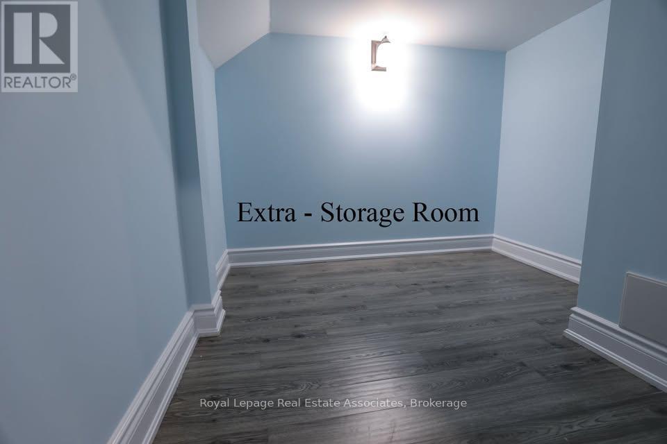 212 Niagara Trail, Halton Hills (Georgetown), Ontario  L7G 0H9 - Photo 49 - W12807296