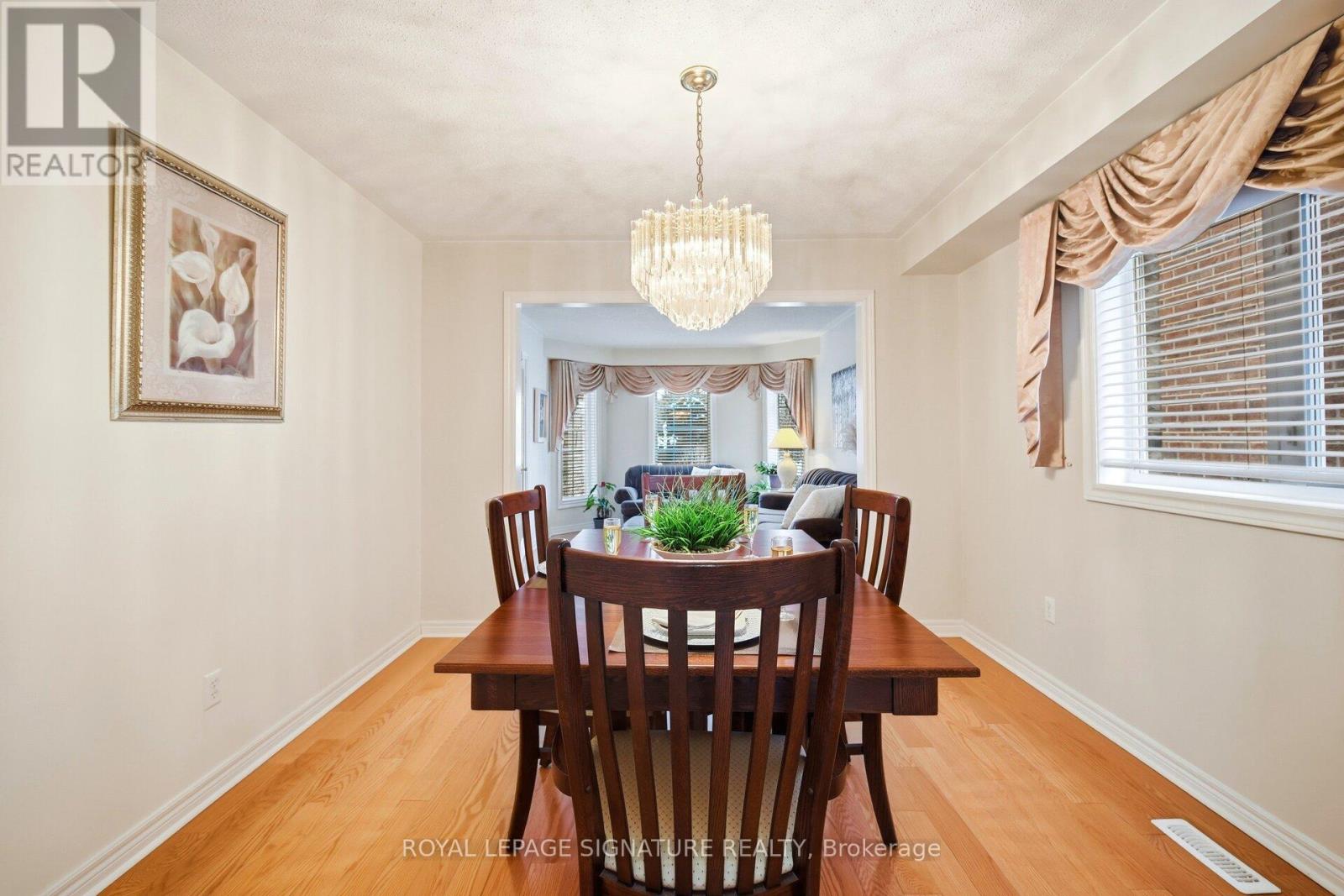 52 Durham Street, Halton Hills (Georgetown), Ontario  L7G 5X4 - Photo 15 - W12808762