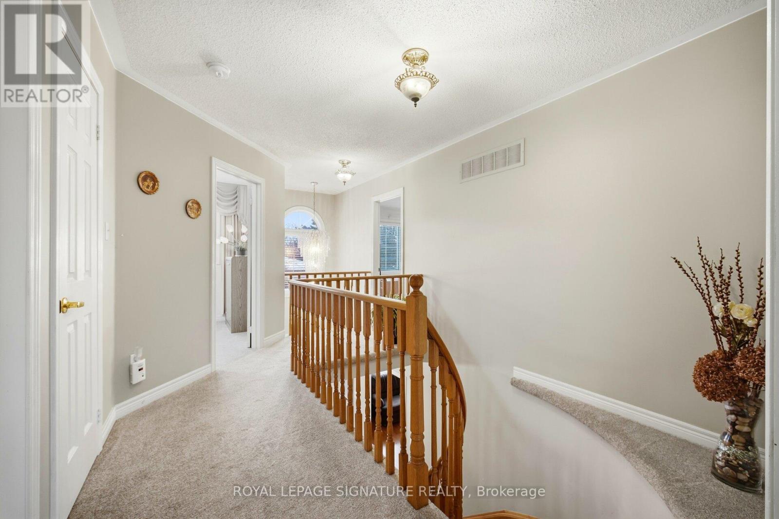 52 Durham Street, Halton Hills (Georgetown), Ontario  L7G 5X4 - Photo 31 - W12808762