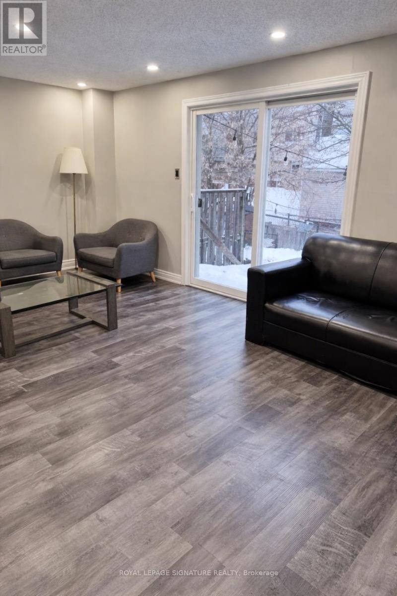 64 Danville Avenue, Halton Hills (Ac Acton), Ontario  L7J 2W2 - Photo 3 - W12810112