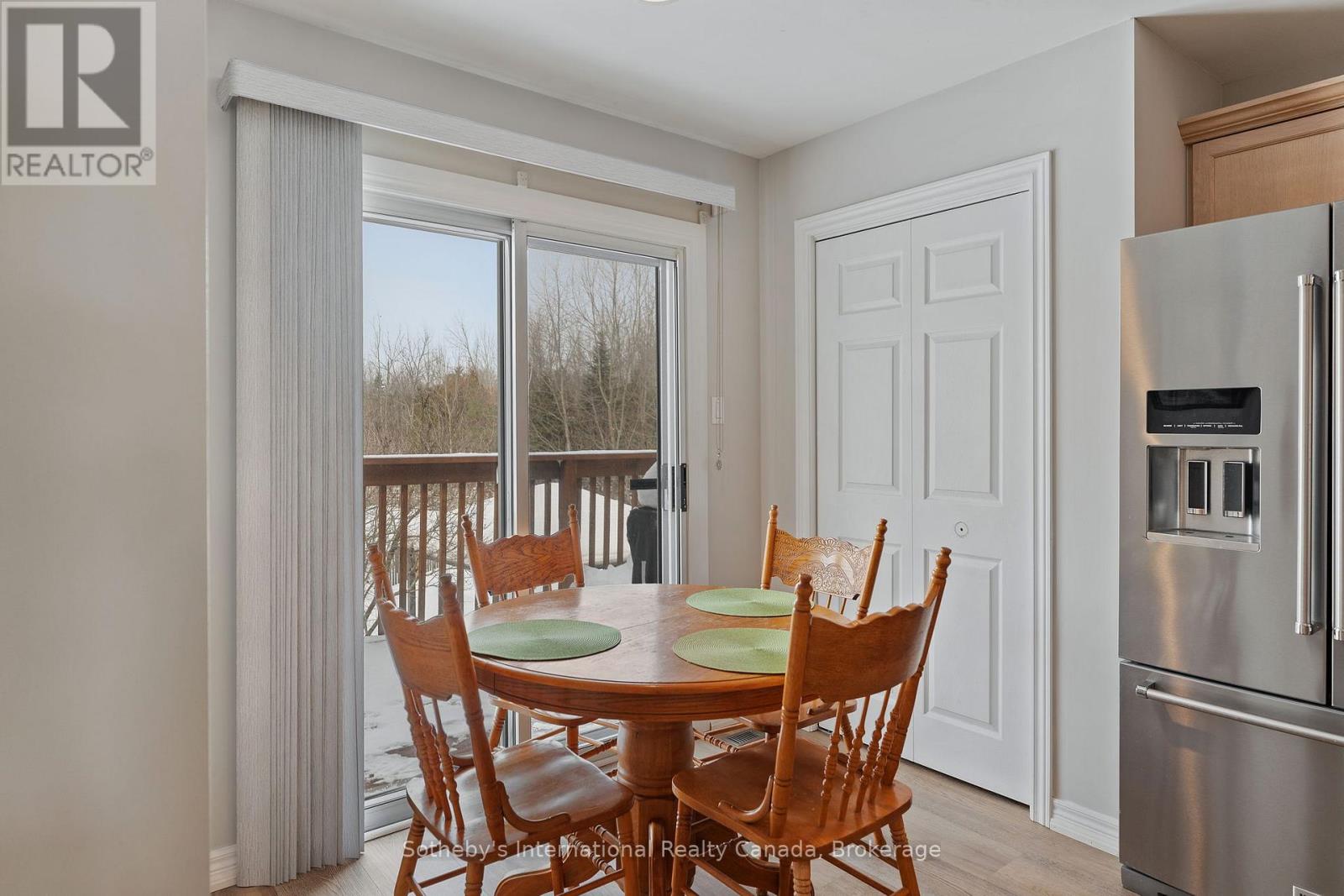 2091 Country Lane Court, Milton (Moffat), Ontario  L0P 1J0 - Photo 14 - W12812318