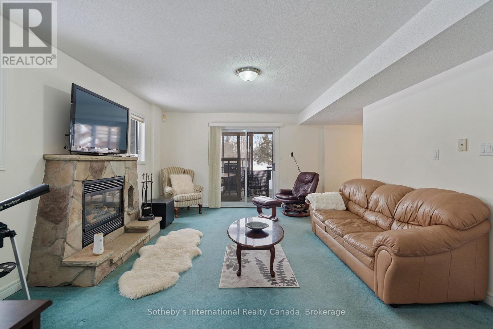 2091 Country Lane Court, Milton (Moffat), Ontario  L0P 1J0 - Photo 17 - W12812318