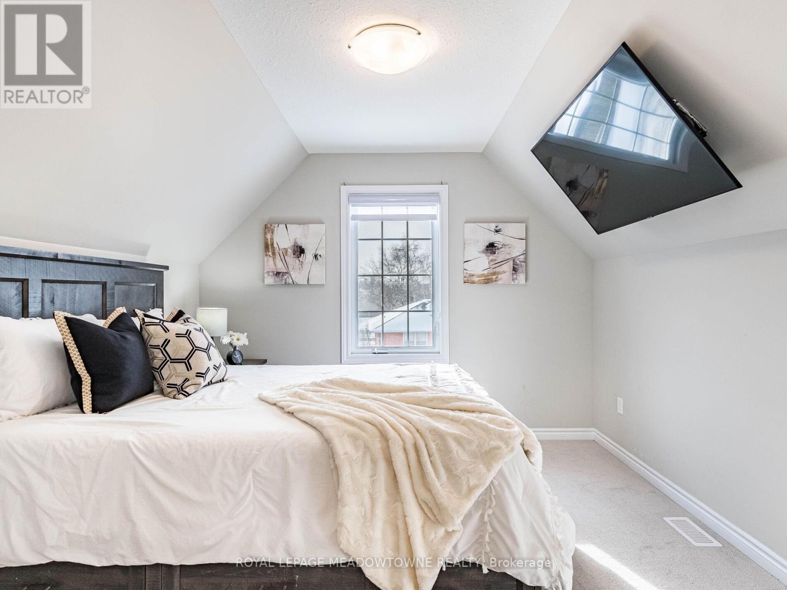 7 - 13 Braida Lane, Halton Hills (Ac Acton), Ontario  L7J 1P9 - Photo 36 - W12812490