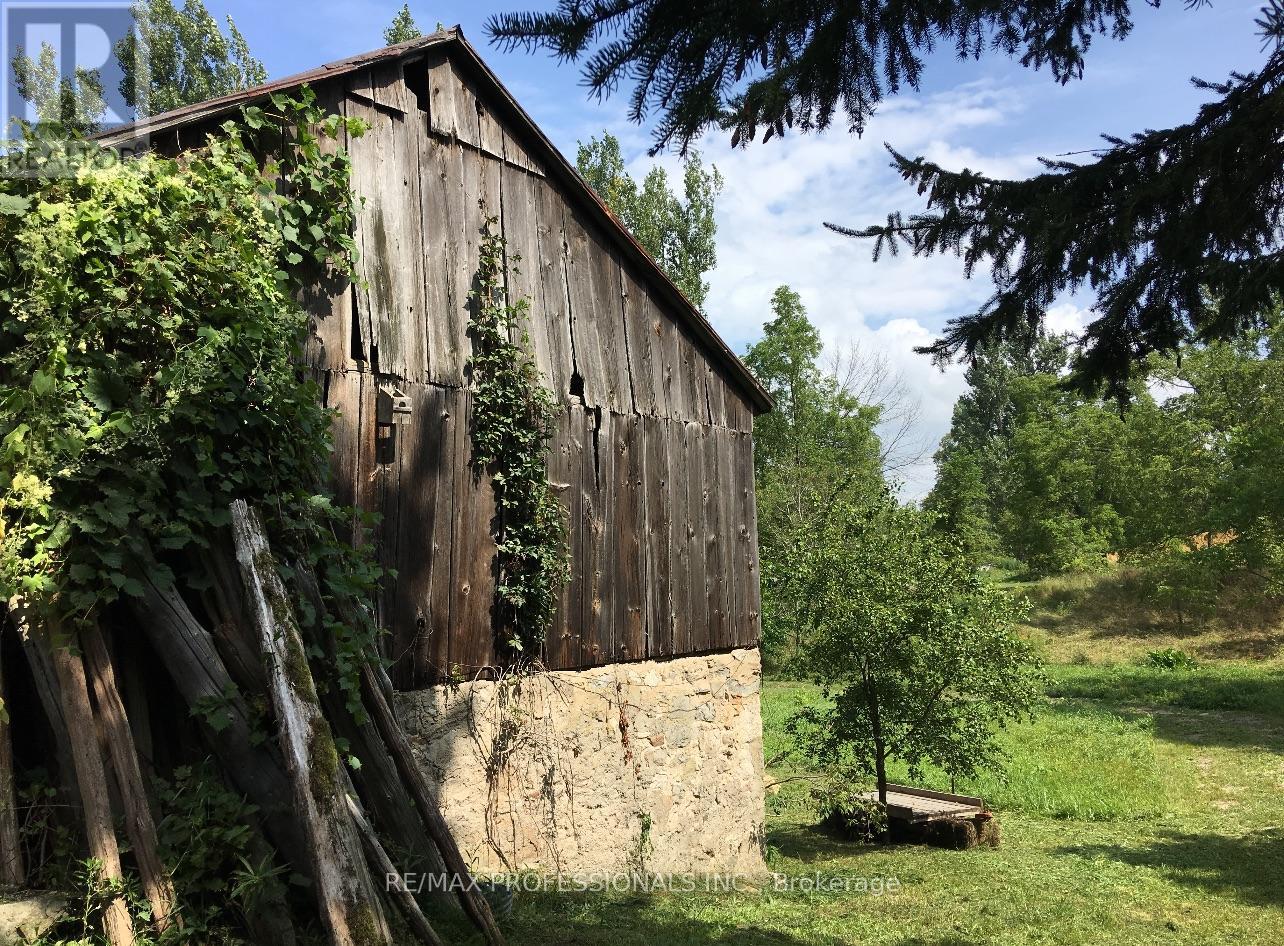 14070 Dublin Line, Halton Hills (Rural Halton Hills), Ontario  L7J 2L9 - Photo 20 - W12813896