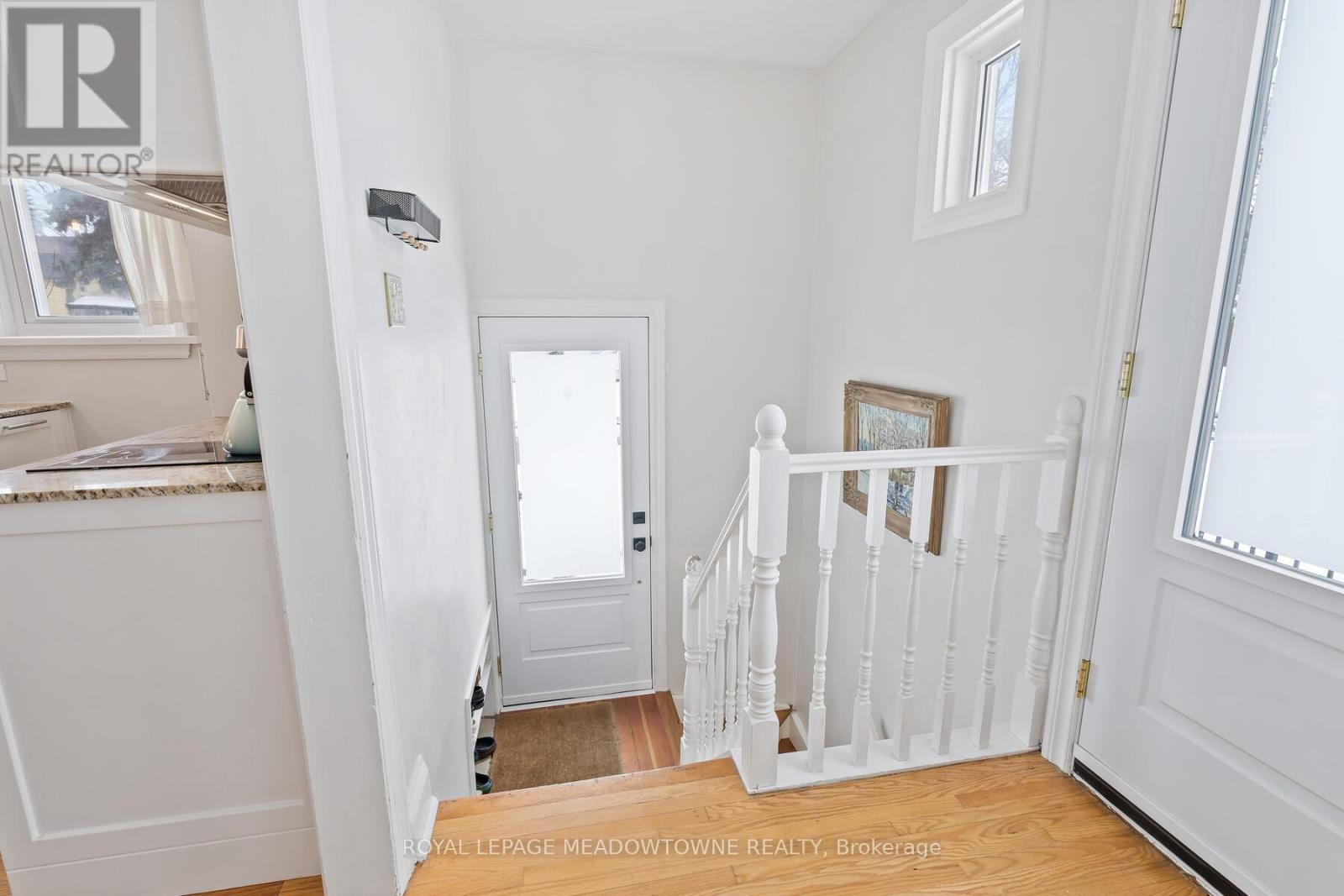 2 Ostrander Boulevard, Halton Hills (Georgetown), Ontario  L7G 1Z3 - Photo 22 - W12816058