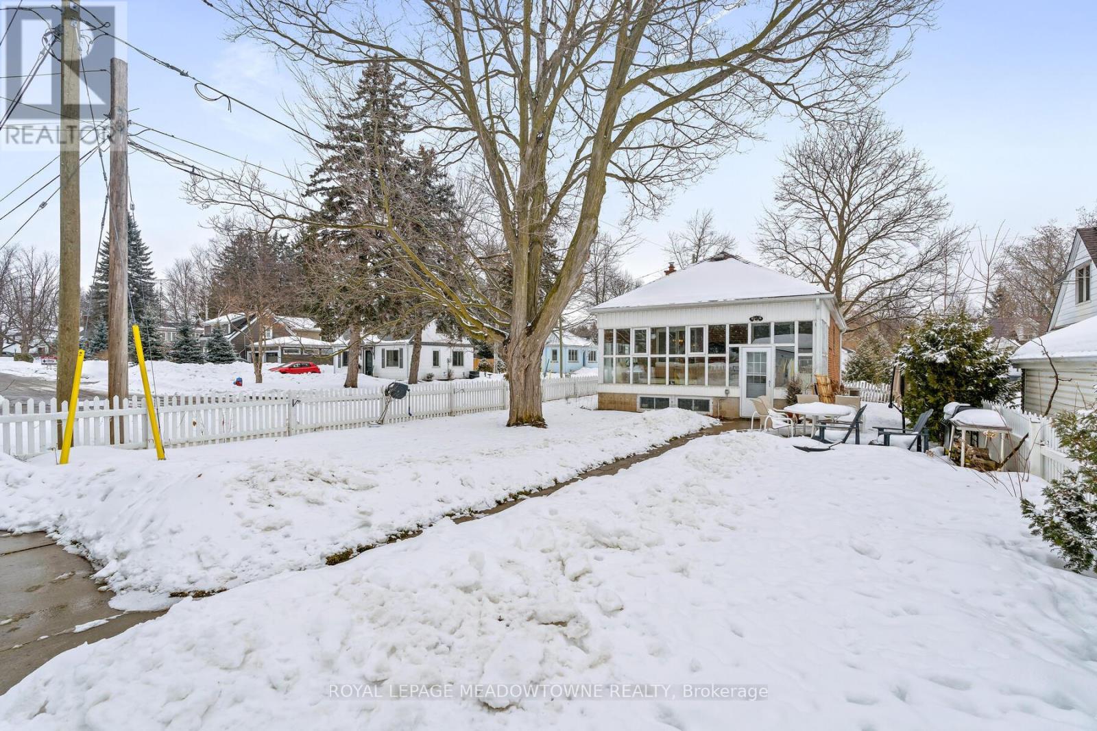 2 Ostrander Boulevard, Halton Hills (Georgetown), Ontario  L7G 1Z3 - Photo 32 - W12816058