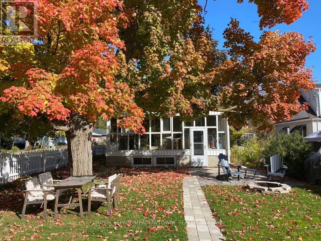 2 Ostrander Boulevard, Halton Hills (Georgetown), Ontario  L7G 1Z3 - Photo 34 - W12816058