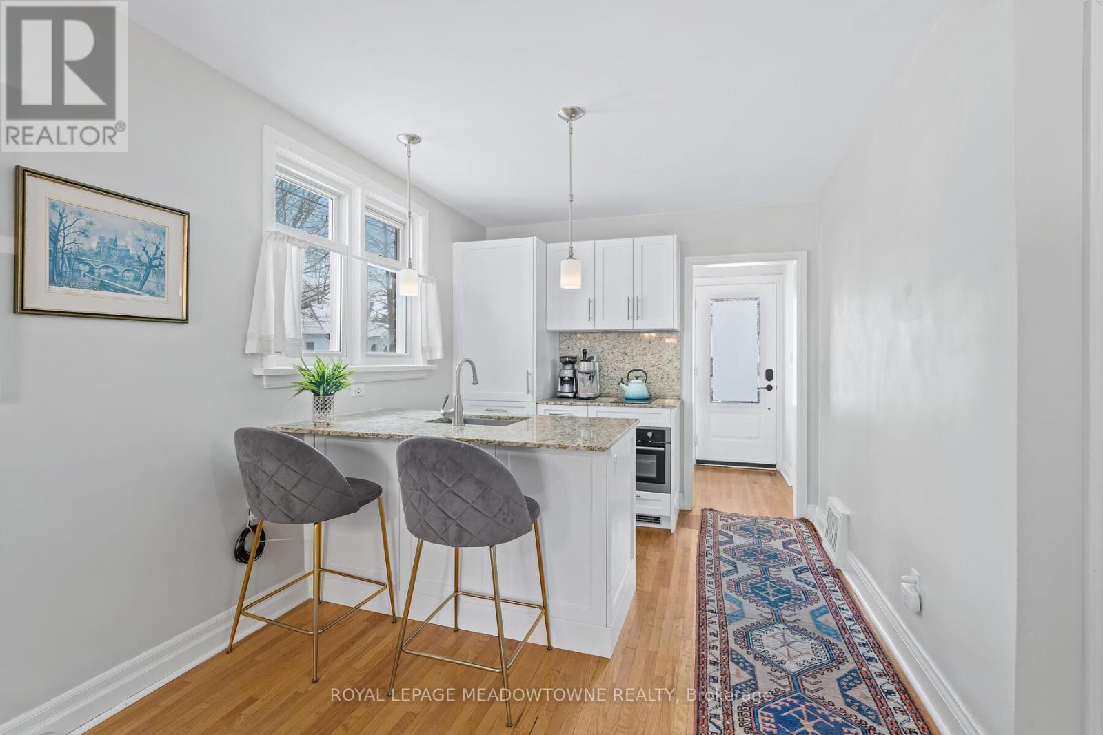 2 Ostrander Boulevard, Halton Hills (Georgetown), Ontario  L7G 1Z3 - Photo 6 - W12816058