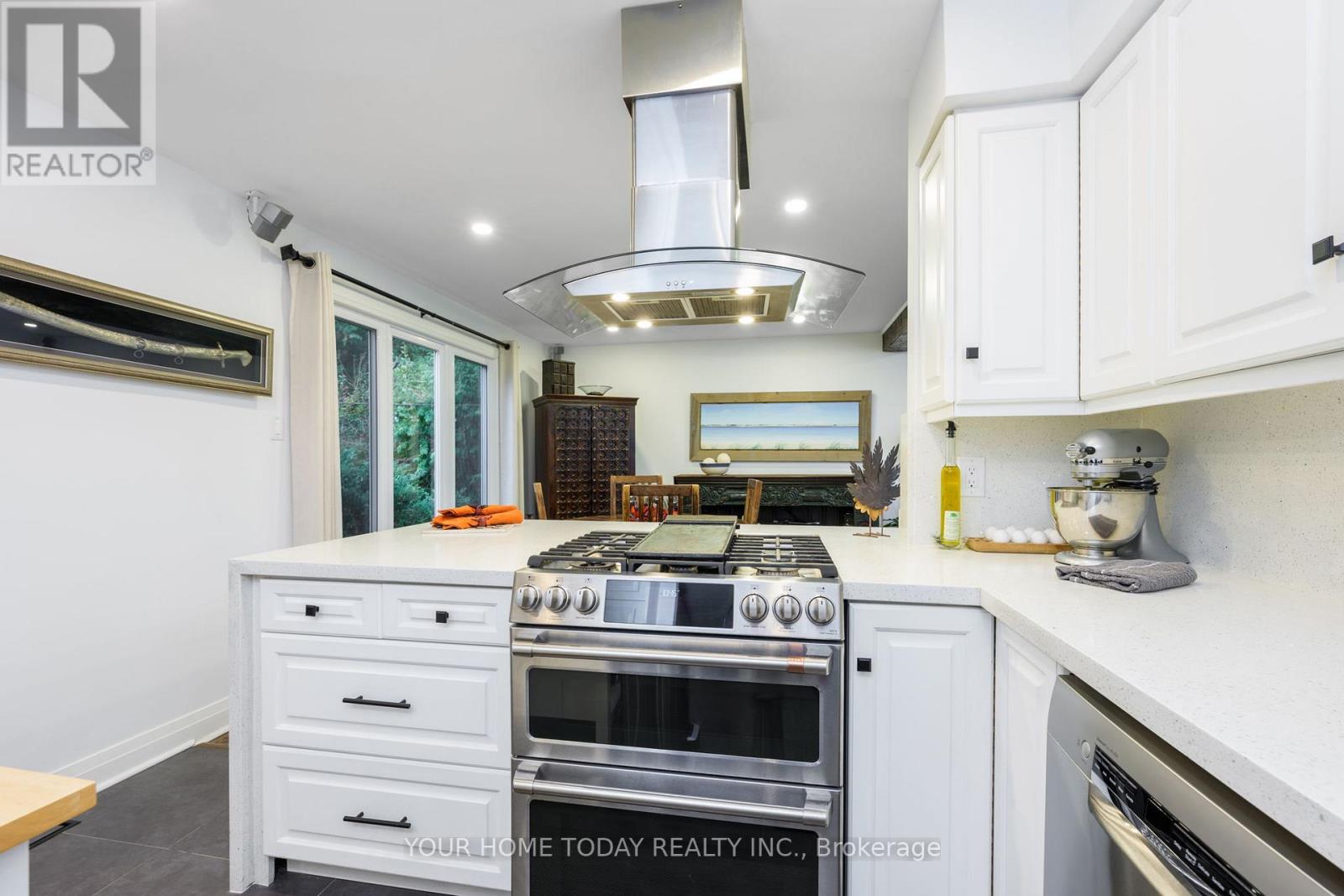 190 Main Street S, Halton Hills (Georgetown), Ontario  L7G 3E9 - Photo 14 - W12816068