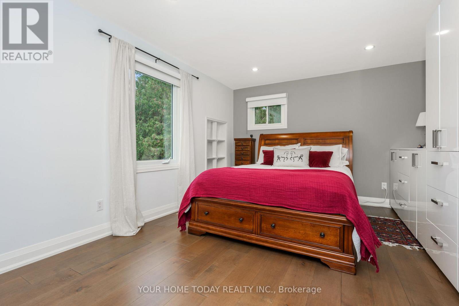 190 Main Street S, Halton Hills (Georgetown), Ontario  L7G 3E9 - Photo 19 - W12816068