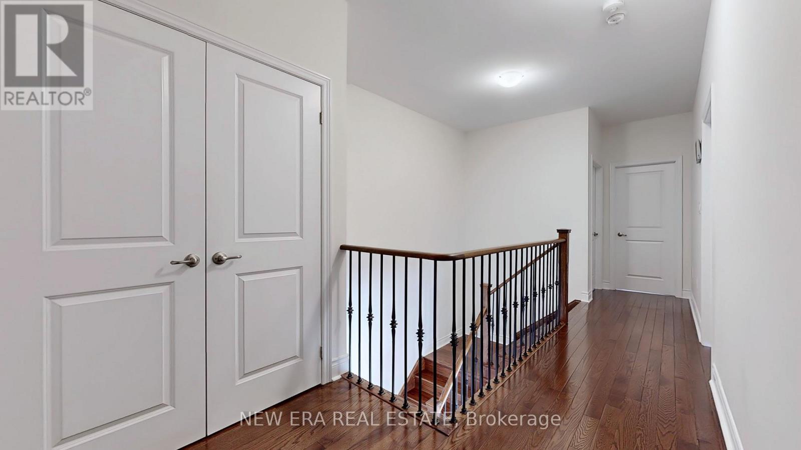 77 Wildflower Lane, Halton Hills (Georgetown), Ontario  L7G 0A5 - Photo 24 - W12816924