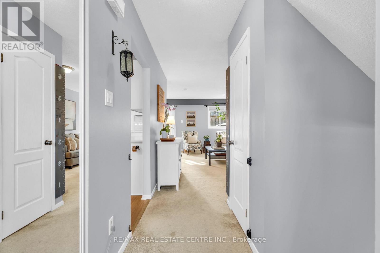 99 Lynden Circle, Halton Hills (Georgetown), Ontario  L7G 2J2 - Photo 11 - W12819040