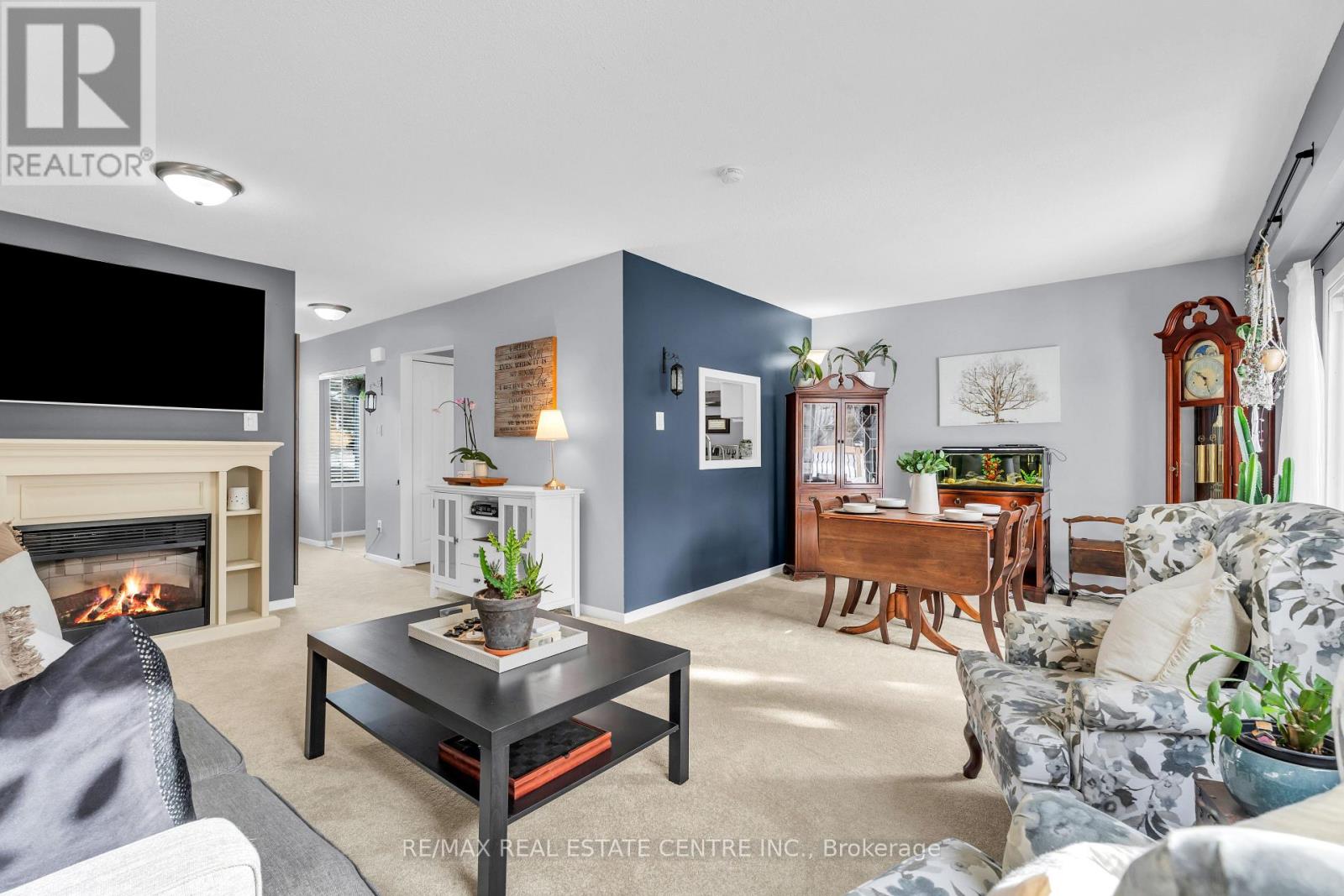 99 Lynden Circle, Halton Hills (Georgetown), Ontario  L7G 2J2 - Photo 16 - W12819040