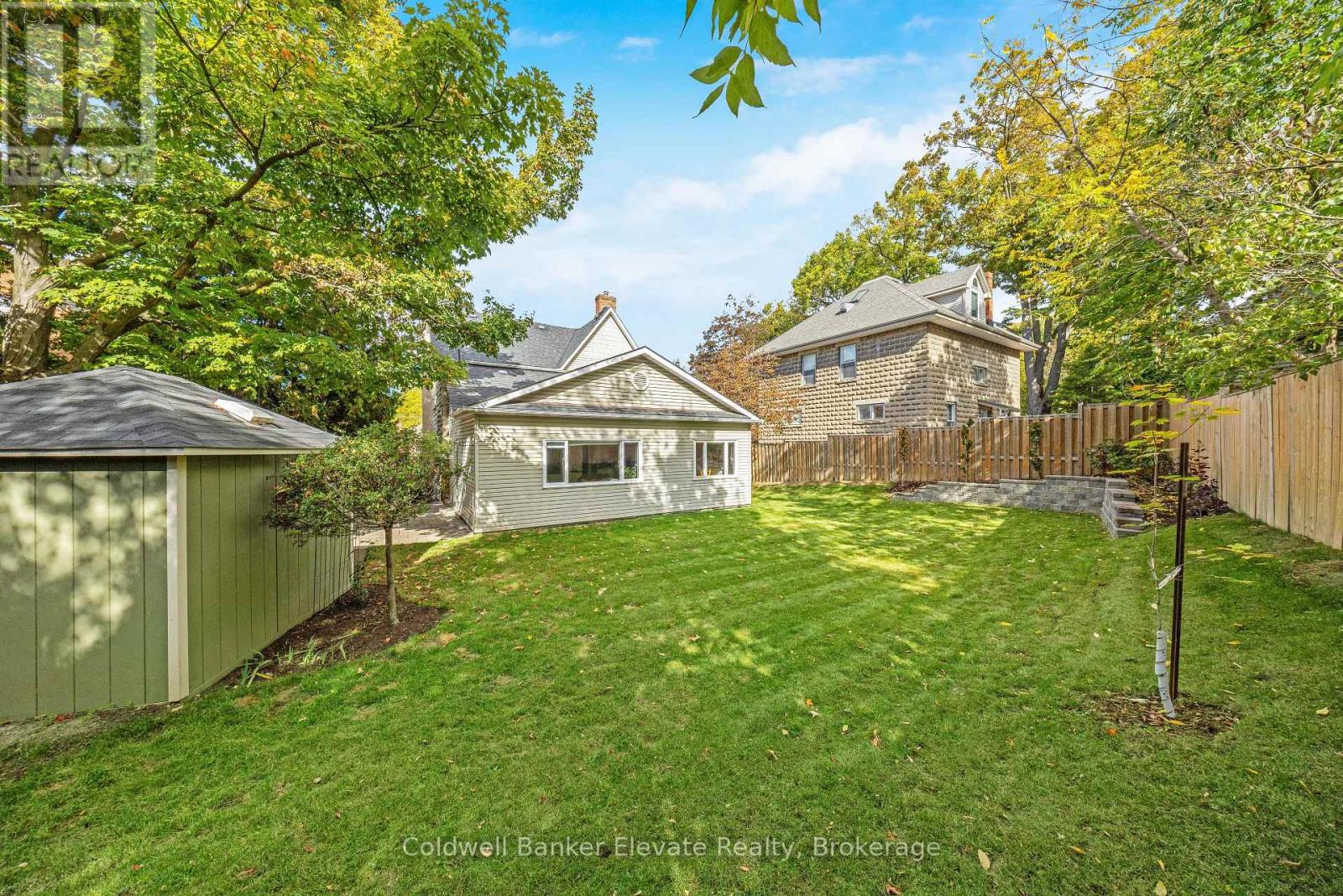 6 Queen Street, Halton Hills (Georgetown), Ontario  L7G 2E4 - Photo 46 - W12819308