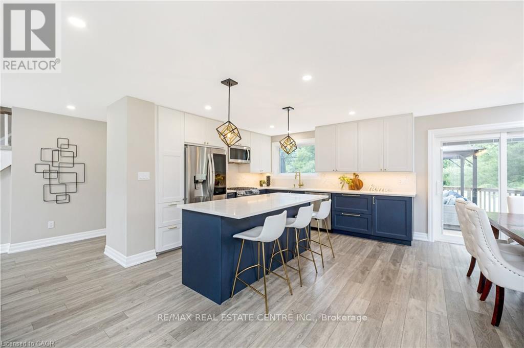 3083 Limestone Road, Milton (Campbellville), Ontario  L0P 1B0 - Photo 10 - W12820958