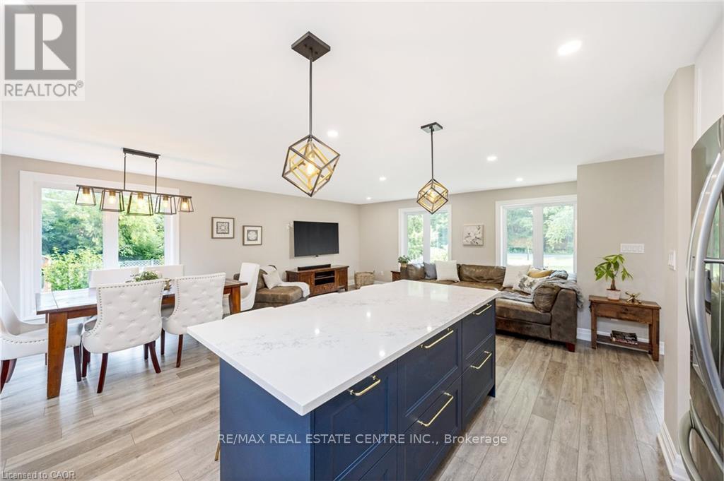 3083 Limestone Road, Milton (Campbellville), Ontario  L0P 1B0 - Photo 15 - W12820958