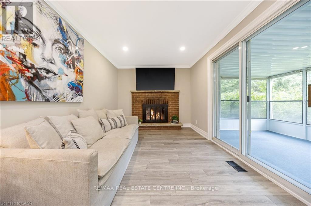 3083 Limestone Road, Milton (Campbellville), Ontario  L0P 1B0 - Photo 16 - W12820958