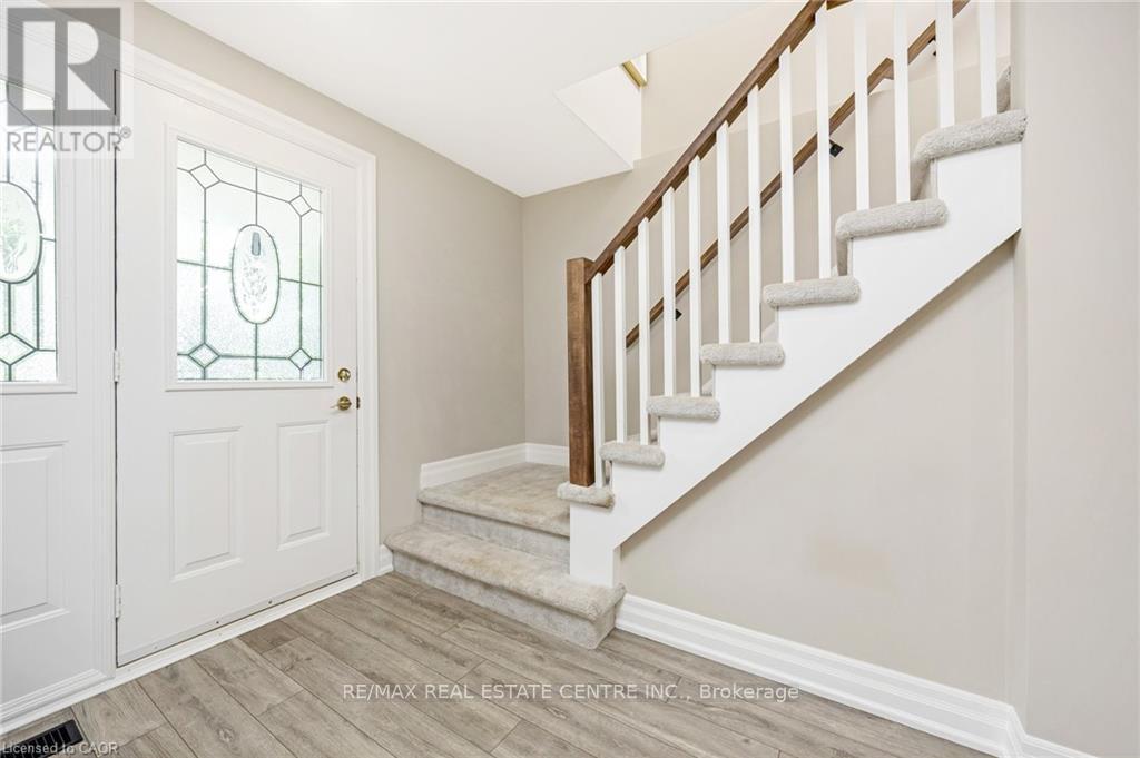 3083 Limestone Road, Milton (Campbellville), Ontario  L0P 1B0 - Photo 20 - W12820958