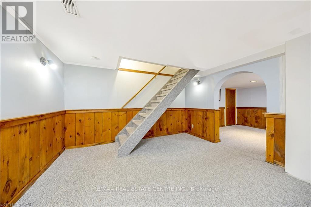 3083 Limestone Road, Milton (Campbellville), Ontario  L0P 1B0 - Photo 32 - W12820958