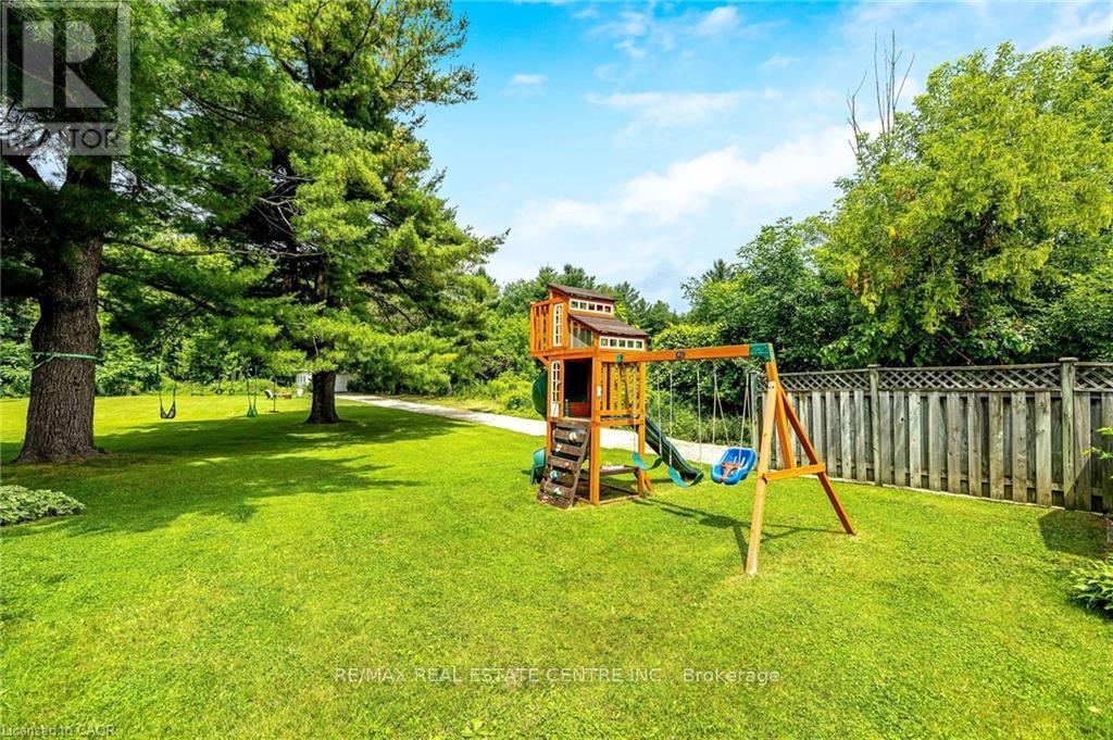 3083 Limestone Road, Milton (Campbellville), Ontario  L0P 1B0 - Photo 37 - W12820958