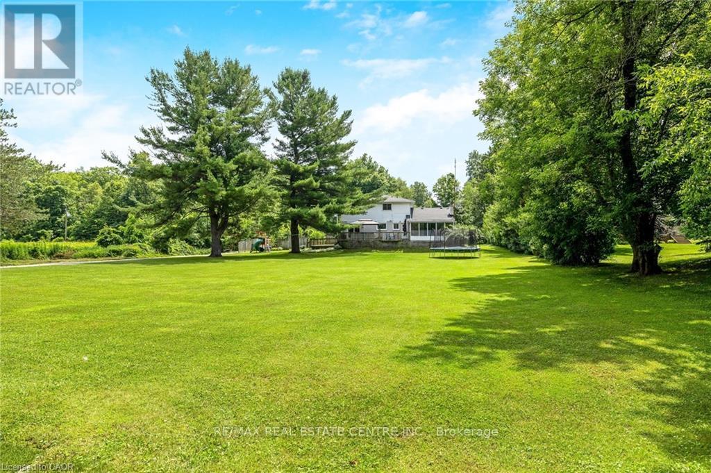 3083 Limestone Road, Milton (Campbellville), Ontario  L0P 1B0 - Photo 44 - W12820958