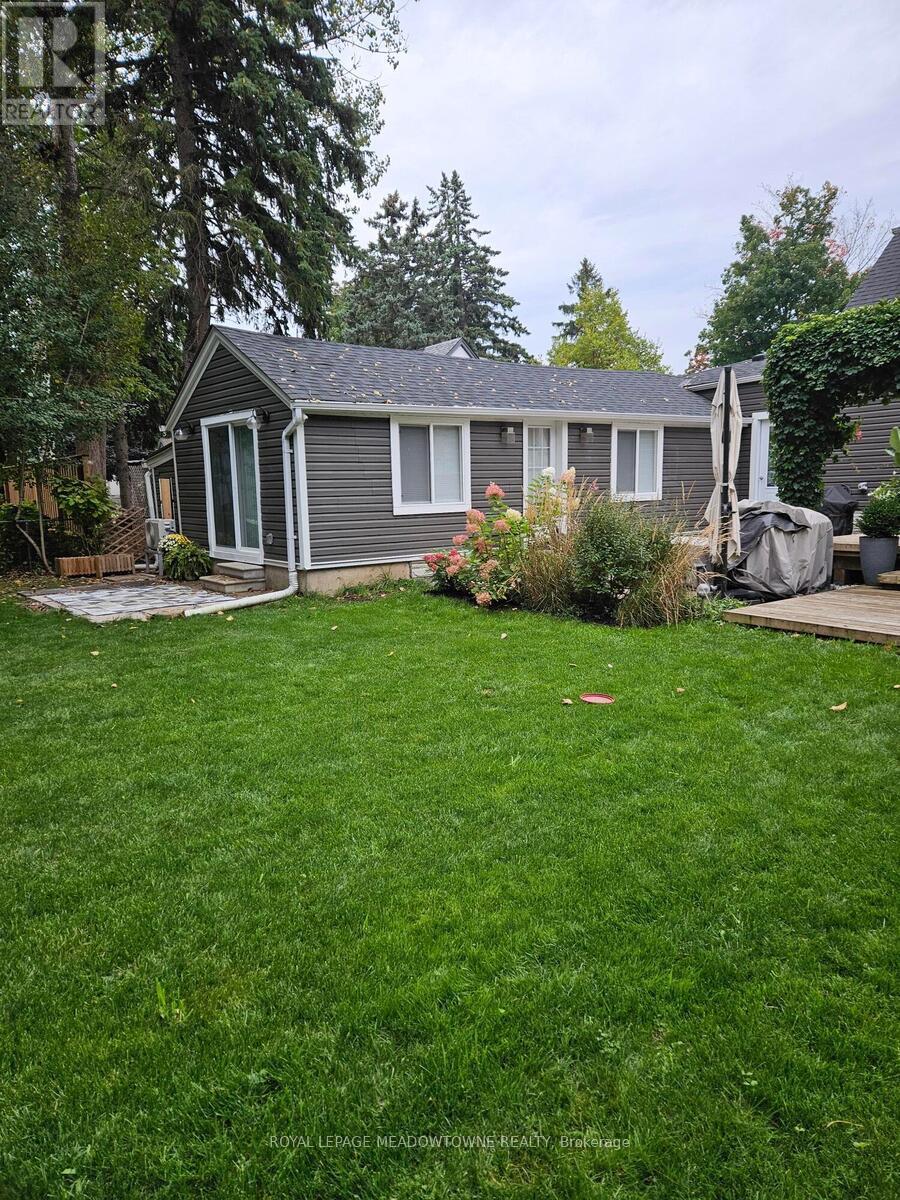 19 Union Street, Halton Hills (Georgetown), Ontario  L7G 3M1 - Photo 36 - W12822052