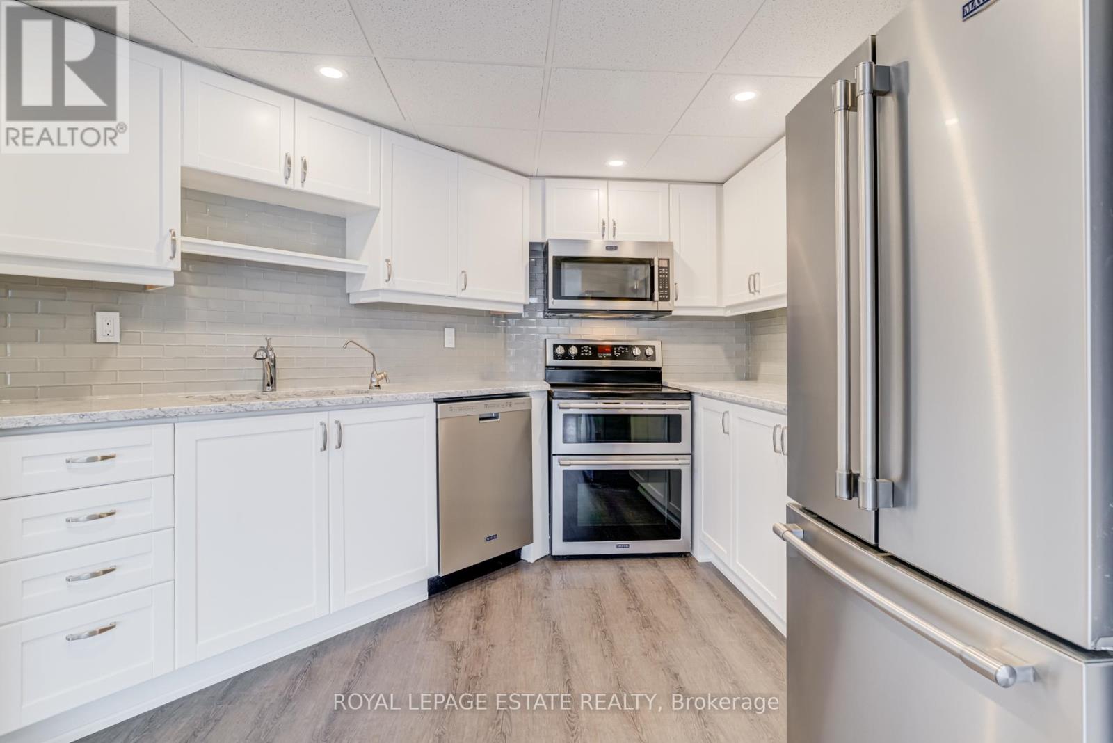 204 - 26 Hall Road, Halton Hills (Georgetown), Ontario  L7G 5G5 - Photo 9 - W12822294