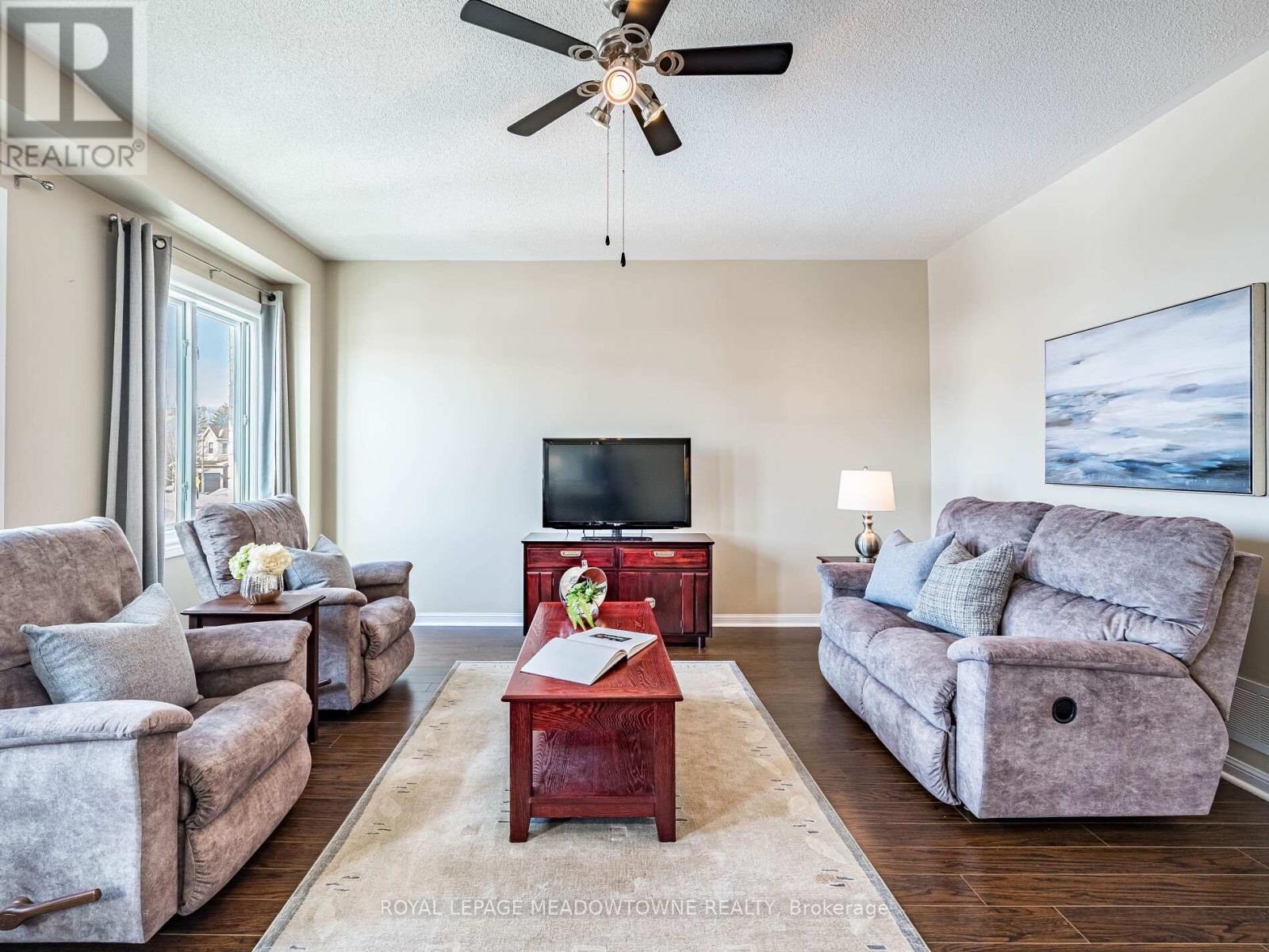 50 Atwood Avenue, Halton Hills (Georgetown), Ontario  L7G 5Z9 - Photo 10 - W12822616