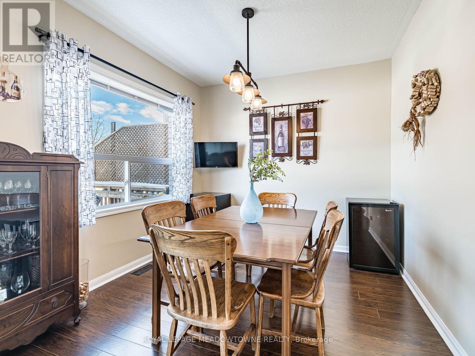 50 Atwood Avenue, Halton Hills (Georgetown), Ontario  L7G 5Z9 - Photo 15 - W12822616