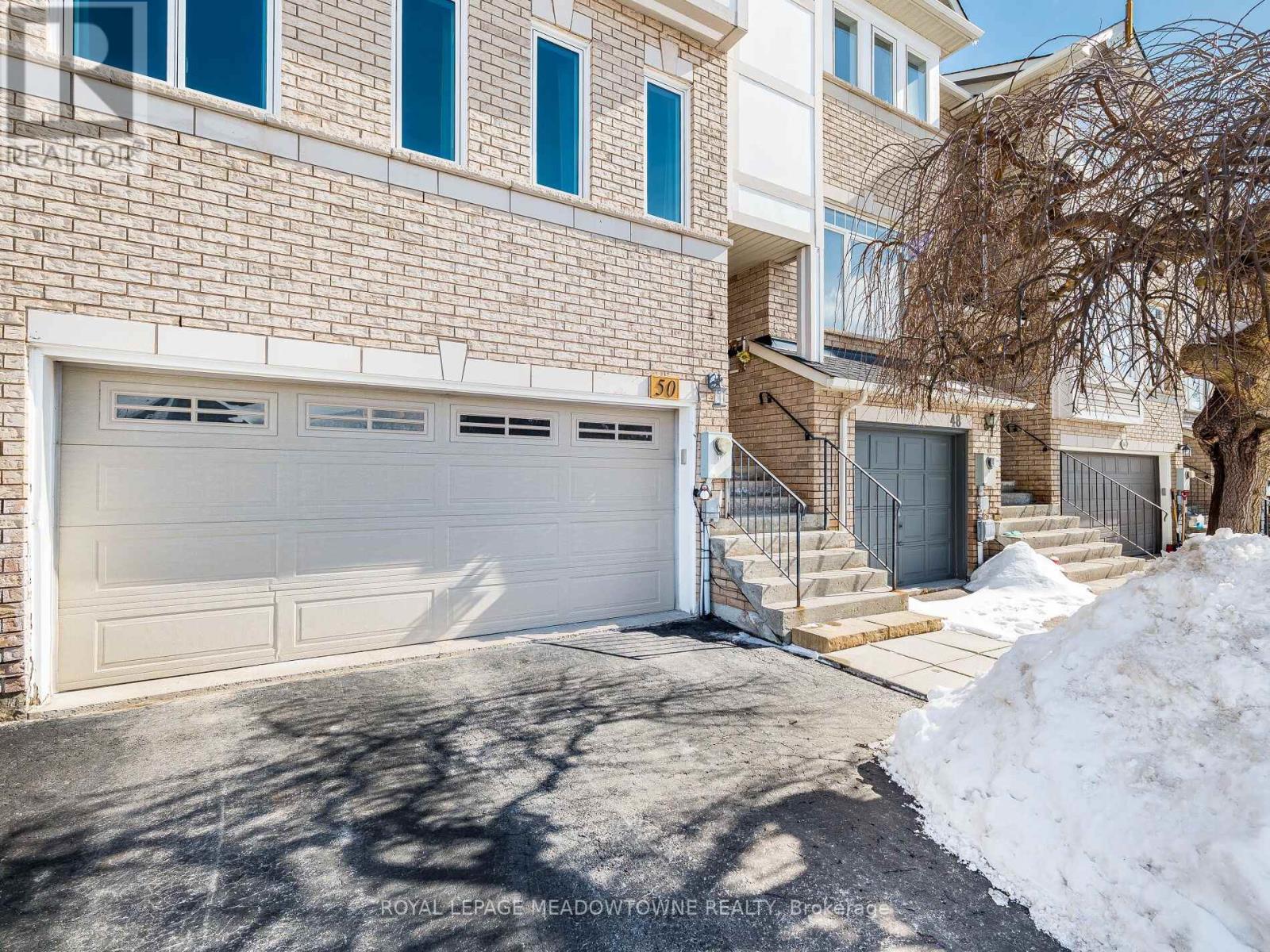 50 Atwood Avenue, Halton Hills (Georgetown), Ontario  L7G 5Z9 - Photo 2 - W12822616