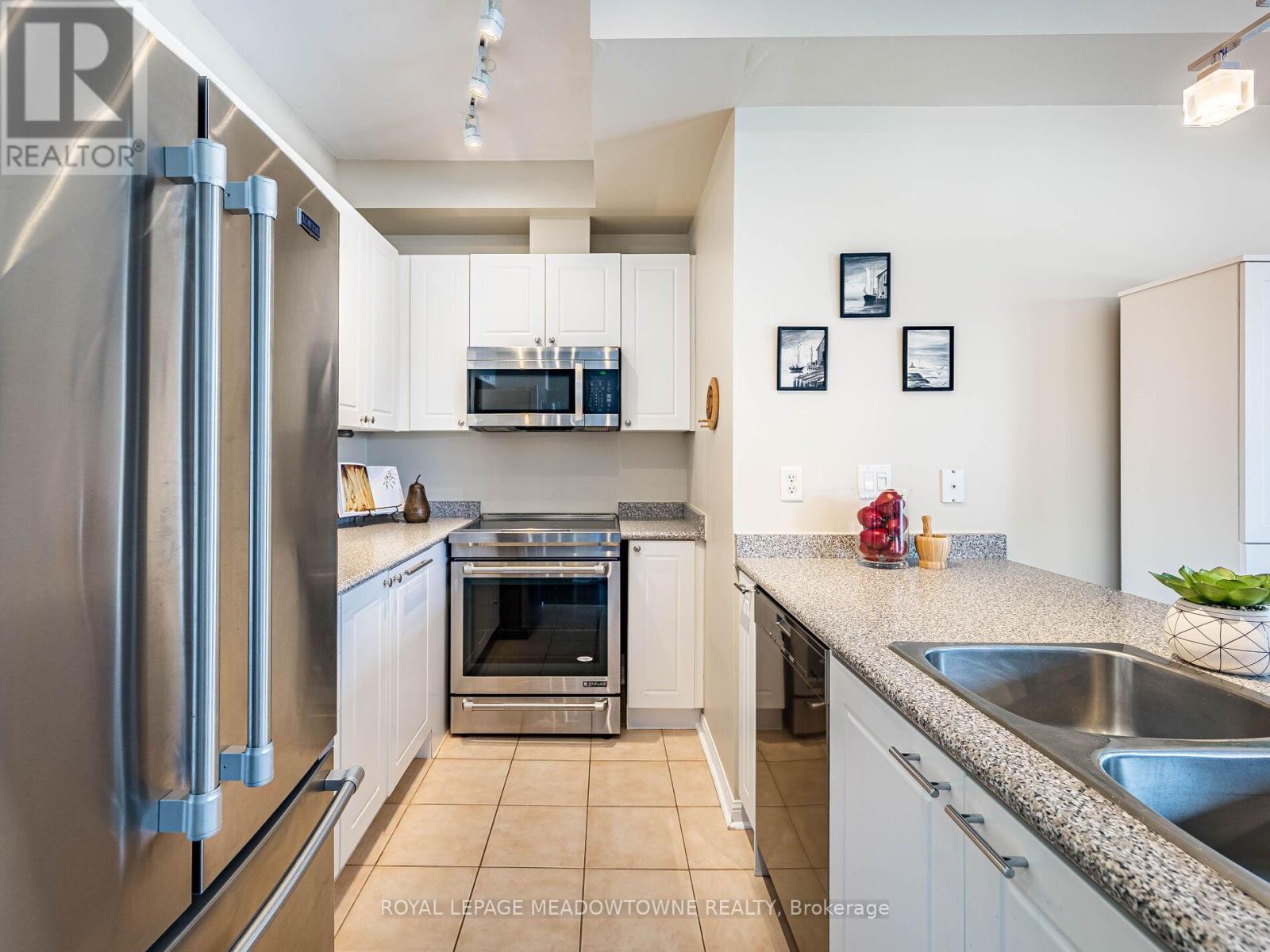 50 Atwood Avenue, Halton Hills (Georgetown), Ontario  L7G 5Z9 - Photo 21 - W12822616