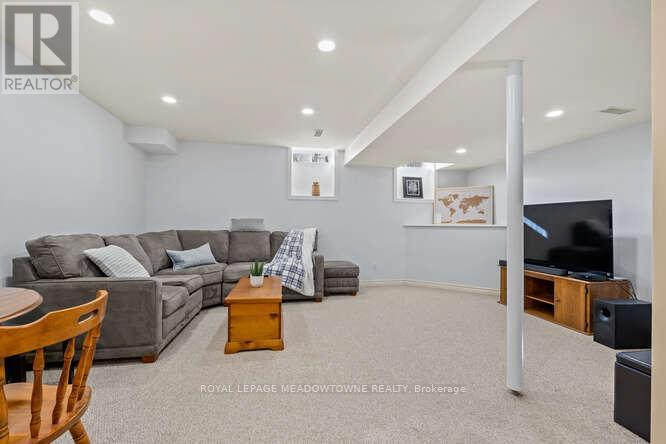 5 James Young Drive, Halton Hills (Georgetown), Ontario  L7G 5S6 - Photo 30 - W12822716