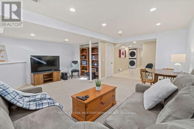 5 James Young Drive, Halton Hills (Georgetown), Ontario  L7G 5S6 - Photo 31 - W12822716