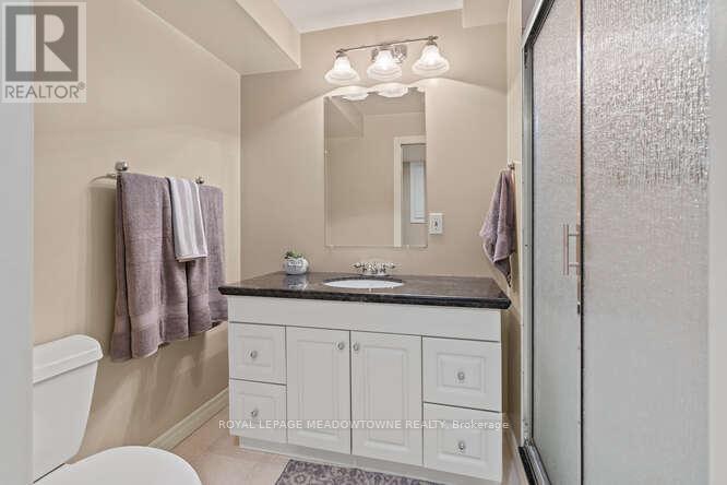 5 James Young Drive, Halton Hills (Georgetown), Ontario  L7G 5S6 - Photo 33 - W12822716