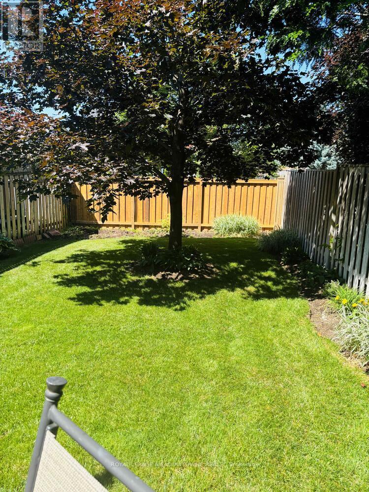 5 James Young Drive, Halton Hills (Georgetown), Ontario  L7G 5S6 - Photo 44 - W12822716