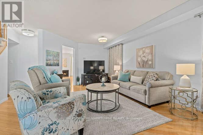 5 James Young Drive, Halton Hills (Georgetown), Ontario  L7G 5S6 - Photo 7 - W12822716