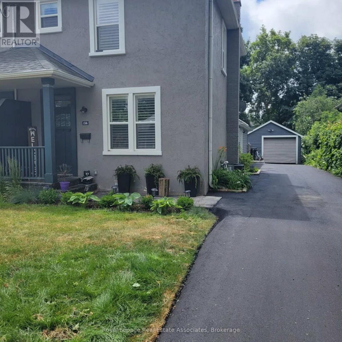 136 Poplar Avenue, Halton Hills (Ac Acton), Ontario  L7J 2E2 - Photo 32 - W12823490