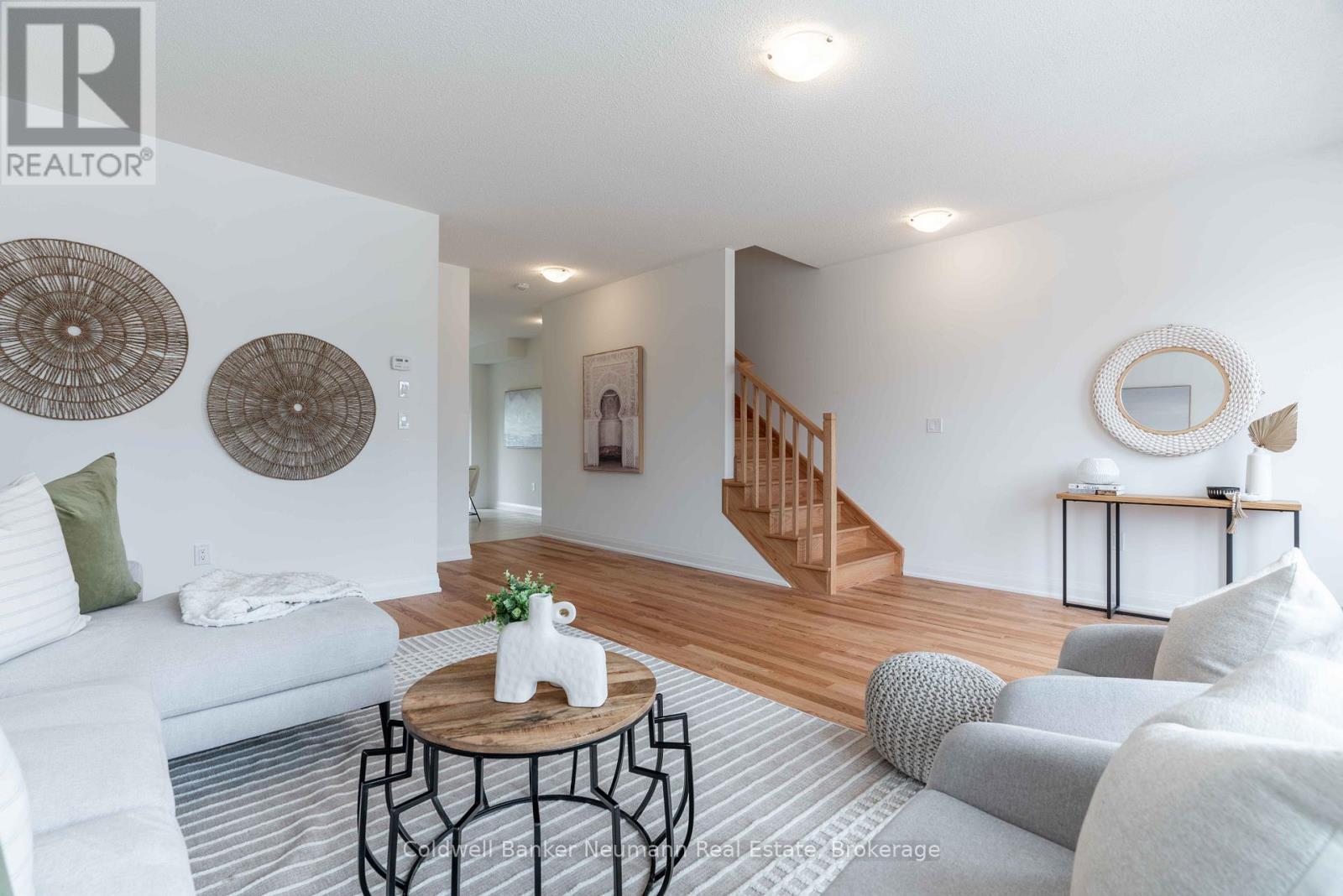 11 Briar Court, Halton Hills (Georgetown), Ontario  L7G 0P5 - Photo 10 - W12824480