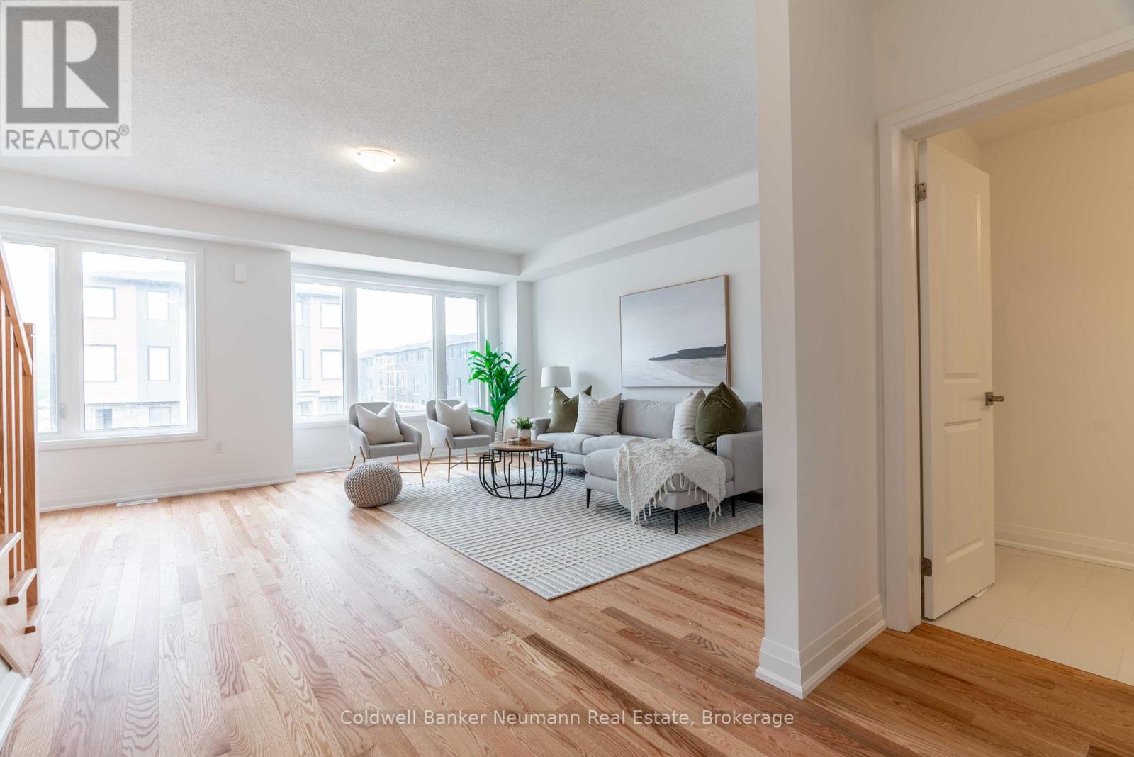 11 Briar Court, Halton Hills (Georgetown), Ontario  L7G 0P5 - Photo 6 - W12824482