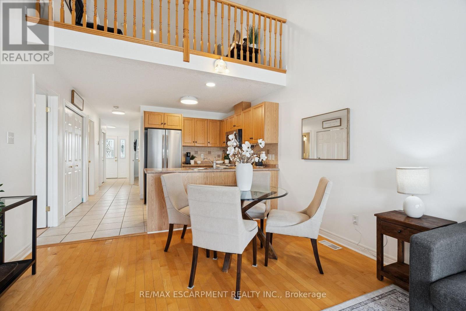 75 Doctor Moore Court, Halton Hills (Ac Acton), Ontario  L7J 3A6 - Photo 19 - W12826294