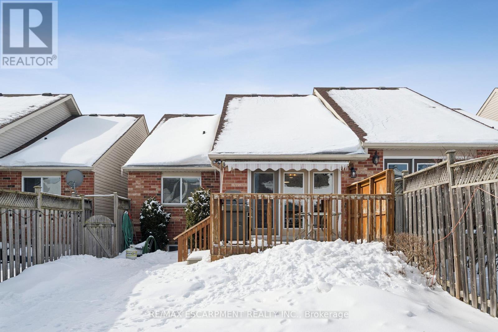 75 Doctor Moore Court, Halton Hills (Ac Acton), Ontario  L7J 3A6 - Photo 47 - W12826294