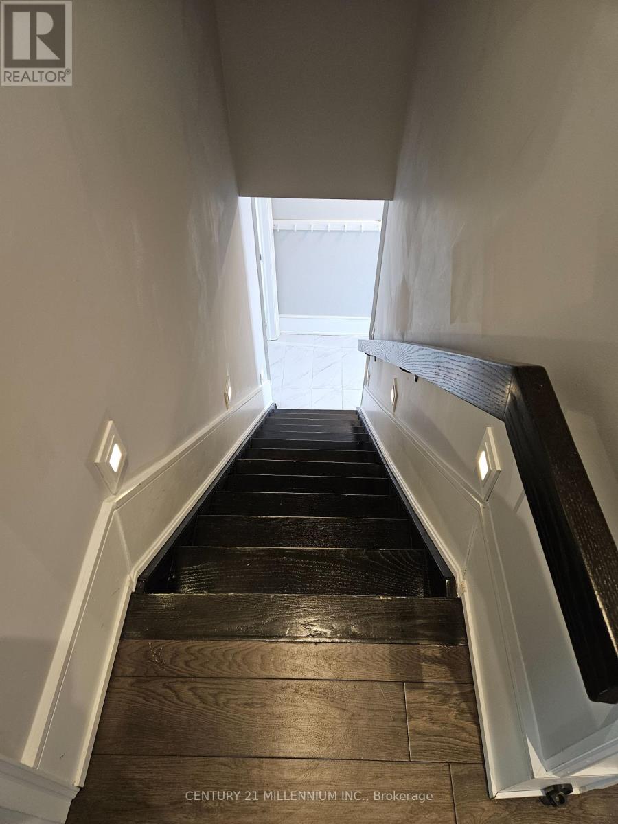 68 River Drive, Halton Hills (Georgetown), Ontario  L7G 2J2 - Photo 16 - W12828082