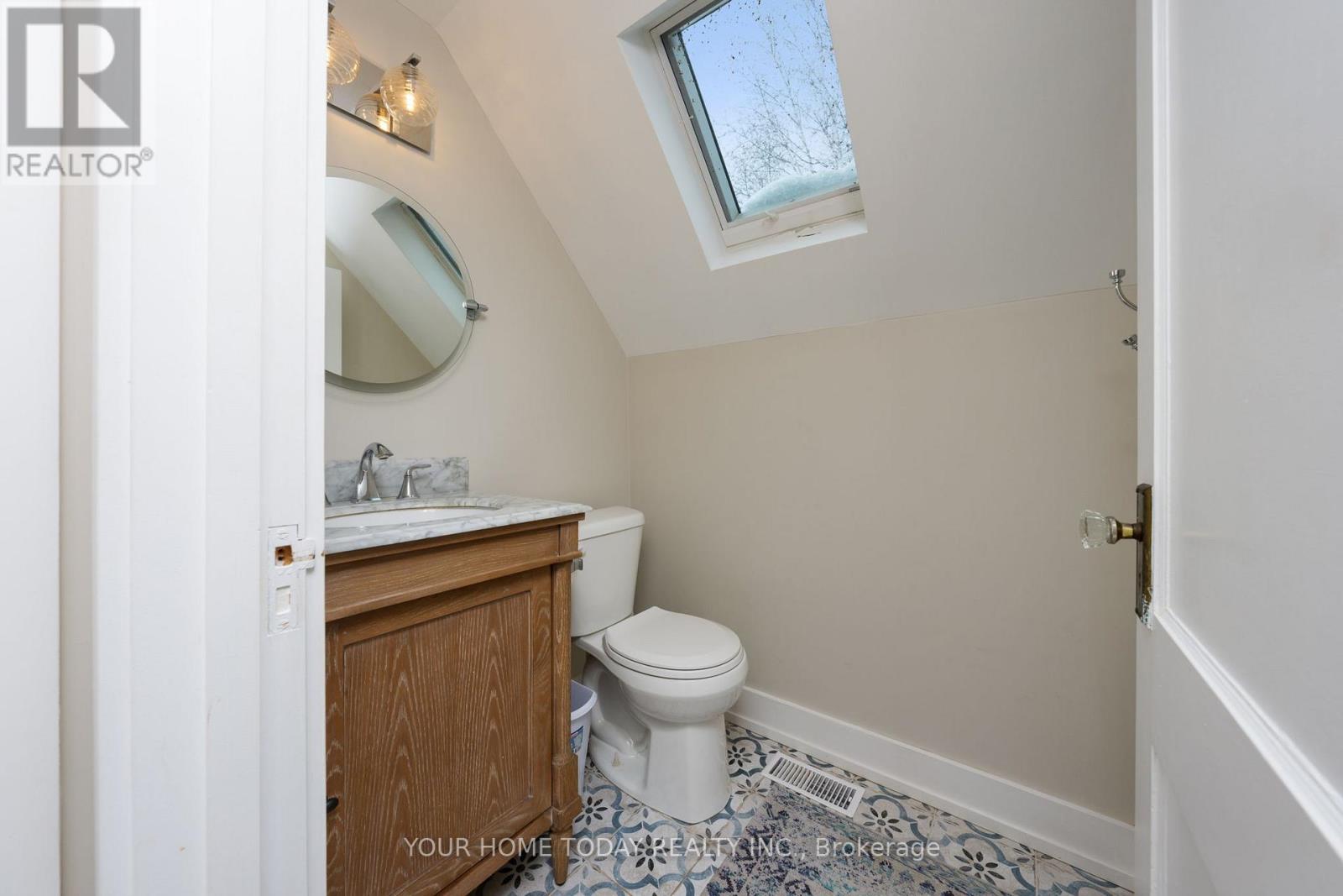 29 Normandy Boulevard, Halton Hills (Georgetown), Ontario  L7G 1V9 - Photo 22 - W12828552