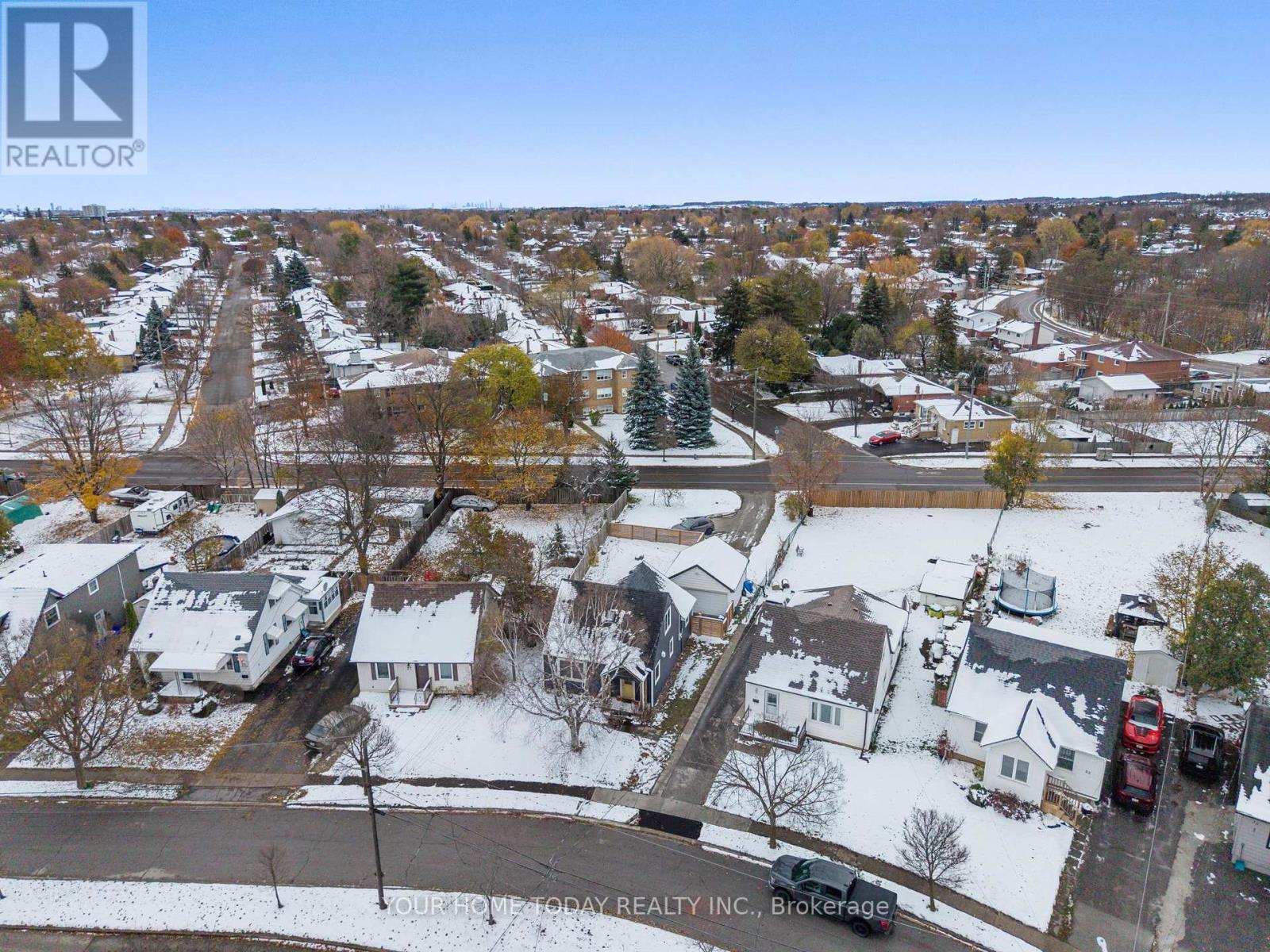 29 Normandy Boulevard, Halton Hills (Georgetown), Ontario  L7G 1V9 - Photo 33 - W12828552