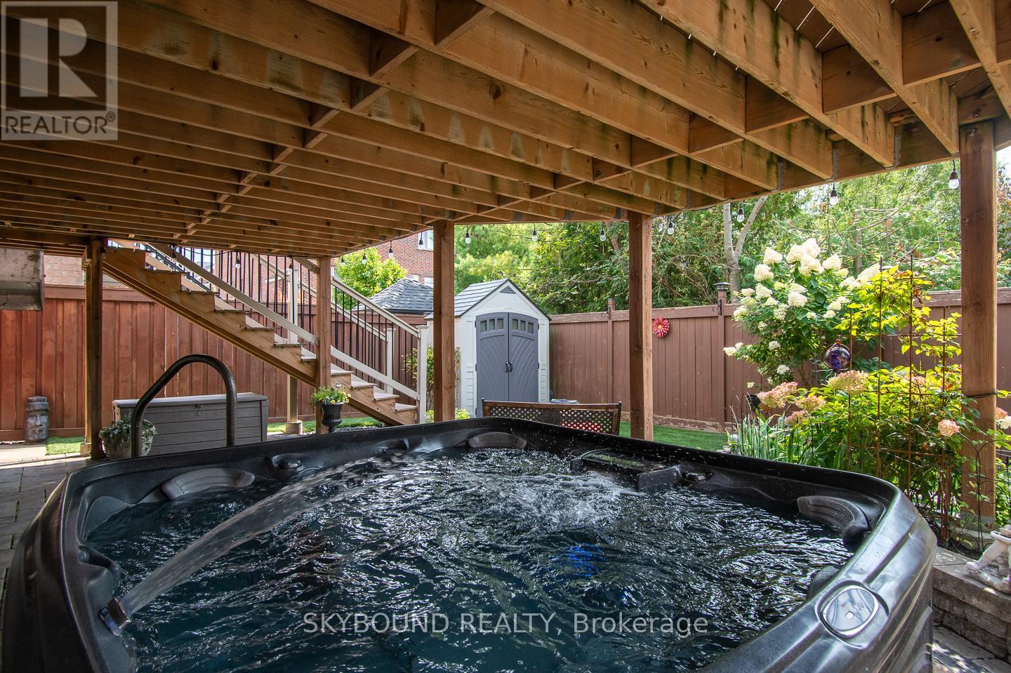 38 Silver Pond Drive, Halton Hills (Georgetown), Ontario  L7G 0G6 - Photo 36 - W12828680