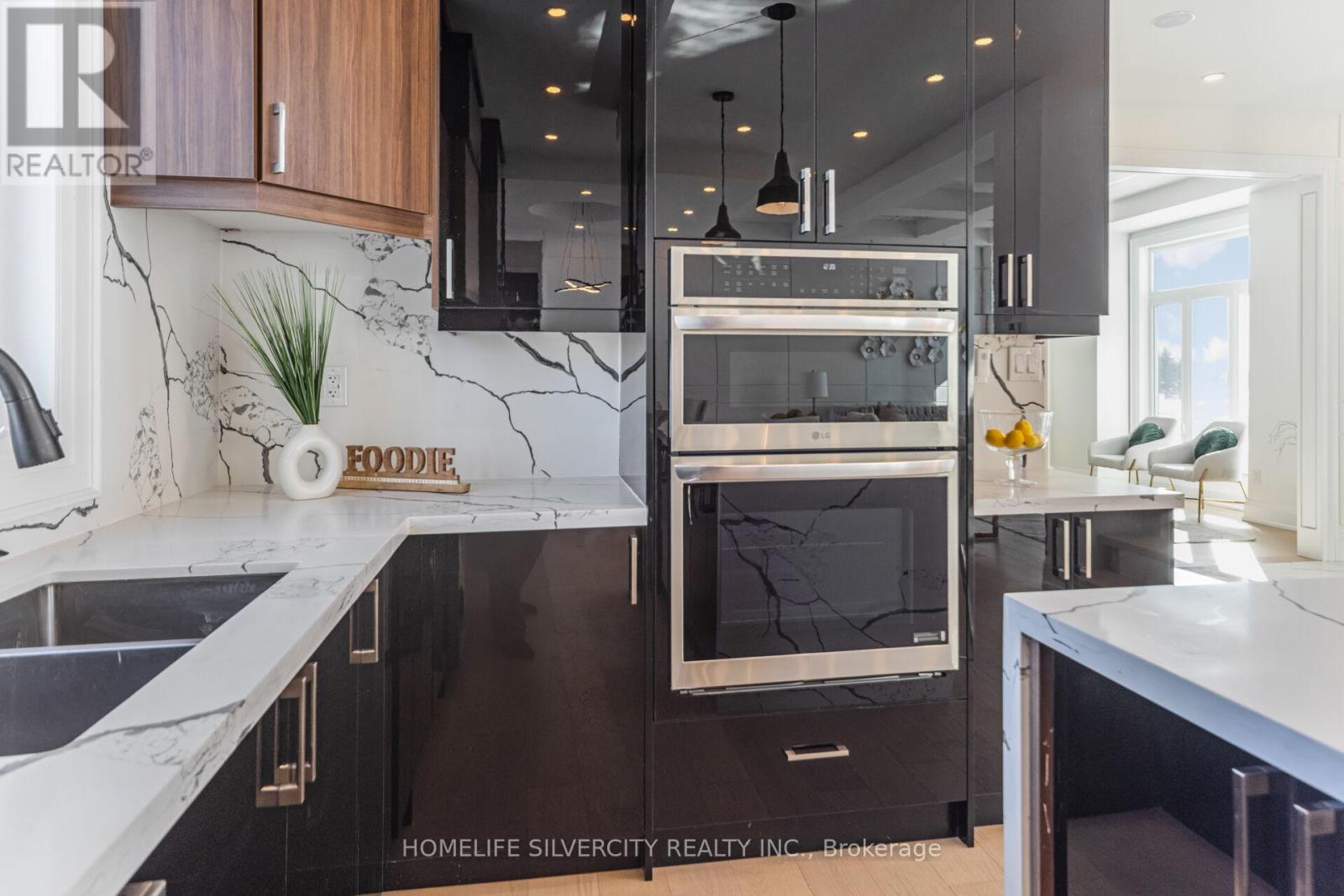 12931 Ninth Line, Halton Hills (Rural Halton Hills), Ontario  L7G 4S8 - Photo 14 - W12829454