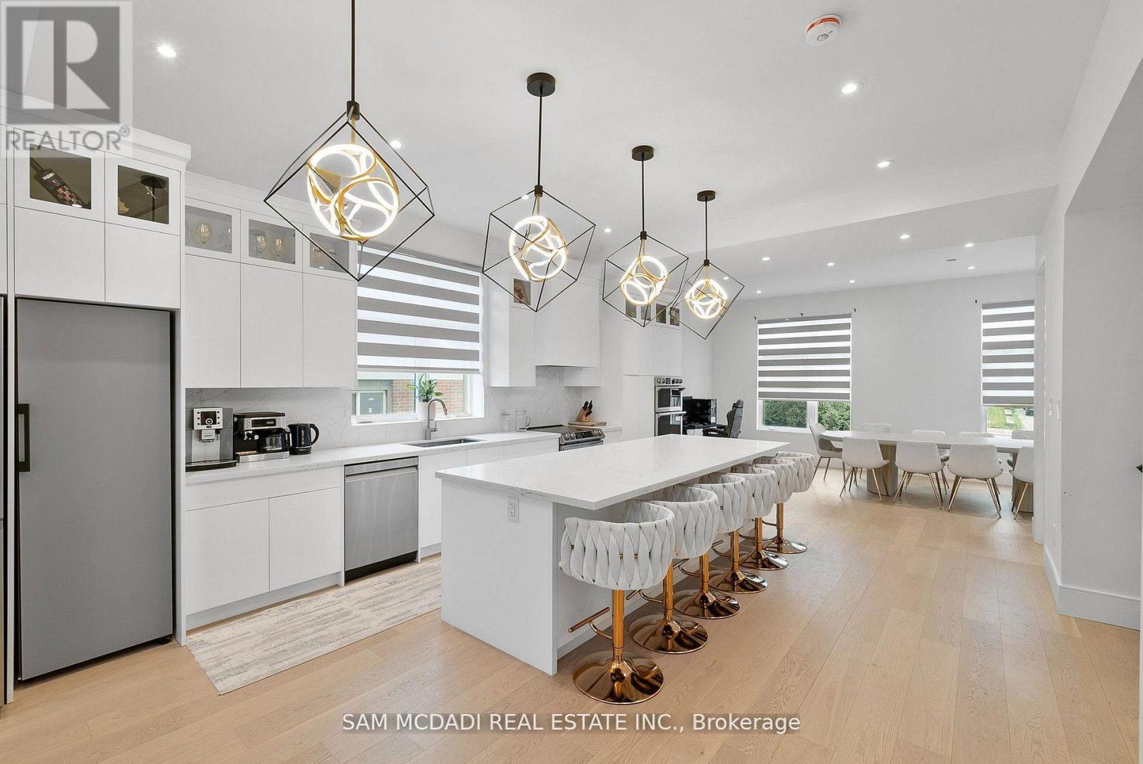 46 Cobblehill Road, Halton Hills (Ac Acton), Ontario  L7J 1N9 - Photo 14 - W12831882