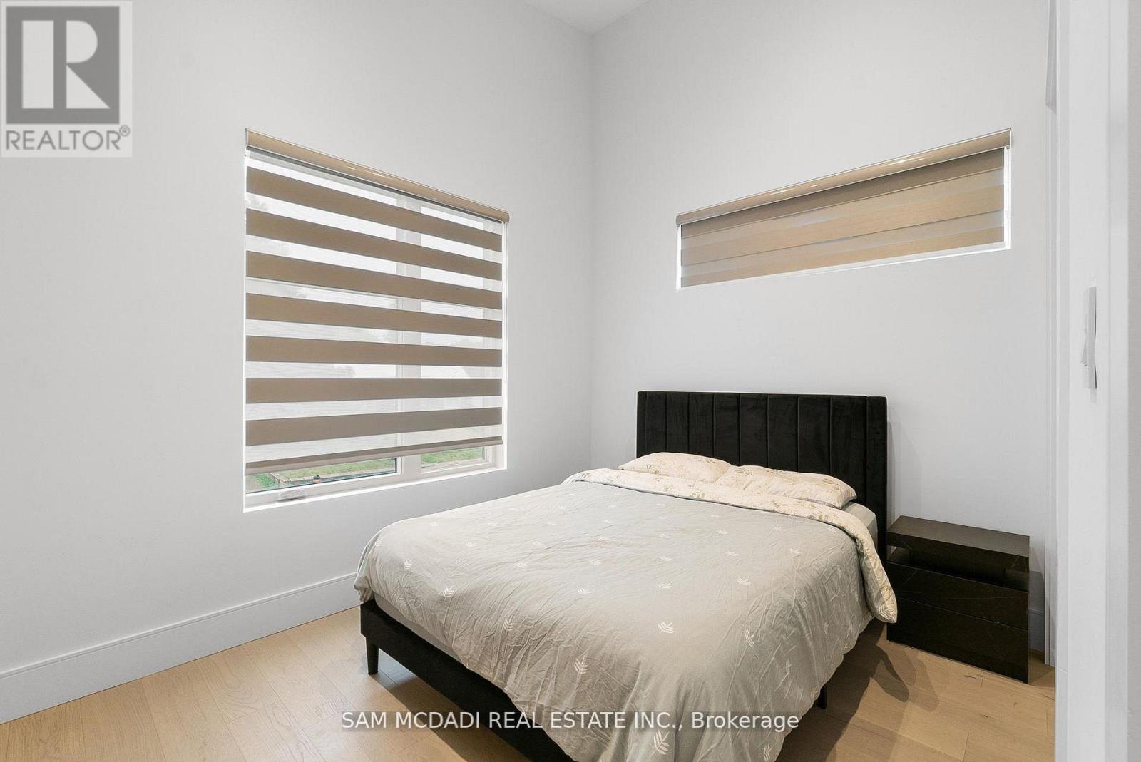 46 Cobblehill Road, Halton Hills (Ac Acton), Ontario  L7J 1N9 - Photo 35 - W12831882